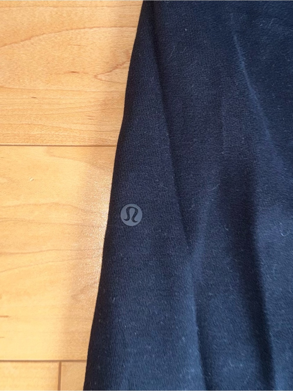 Lululemon Women’s Black Sweatpants Oversized Black - Picture 3 of 4